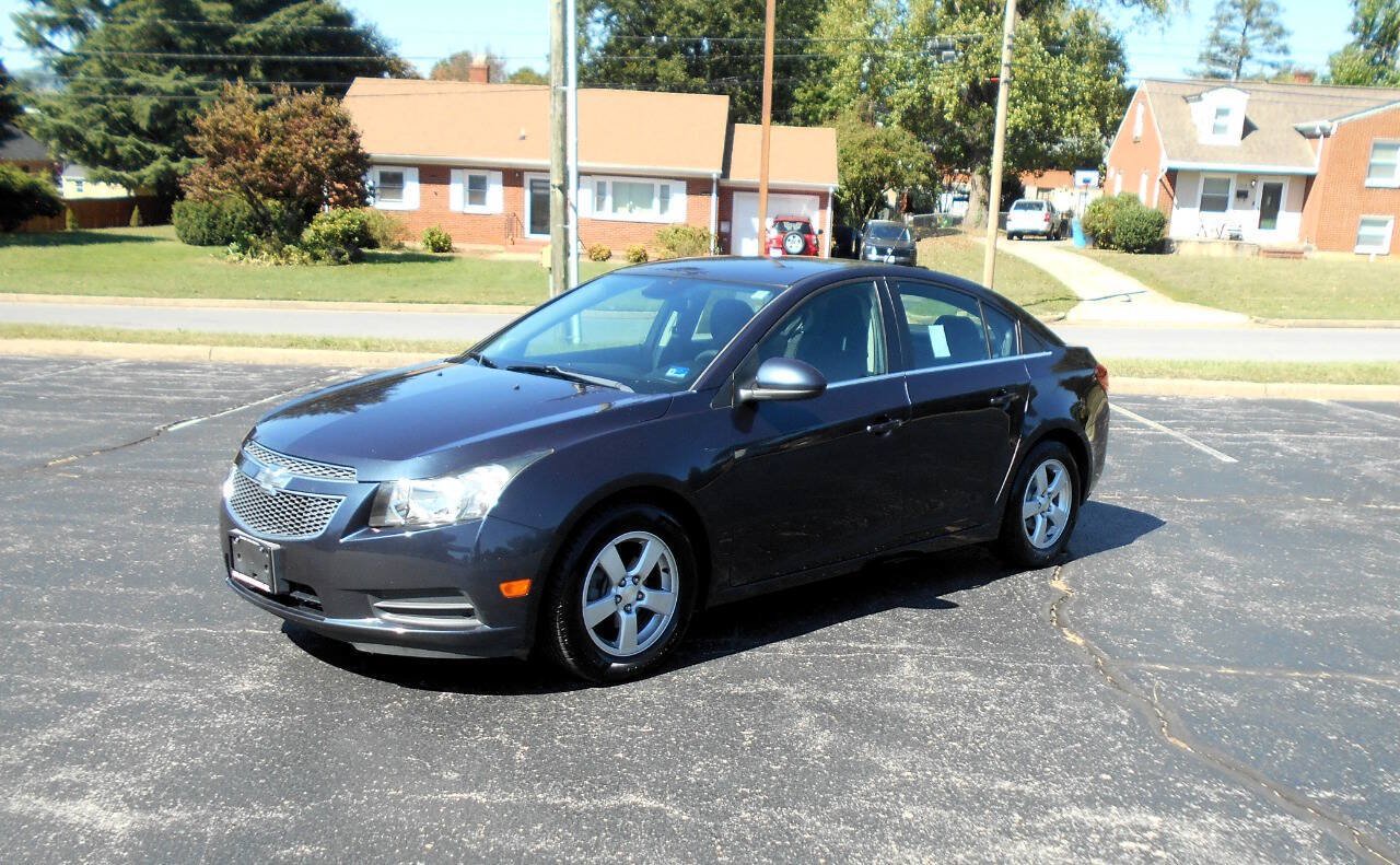 Used 2014 Chevrolet Cruze LT FWD image 1