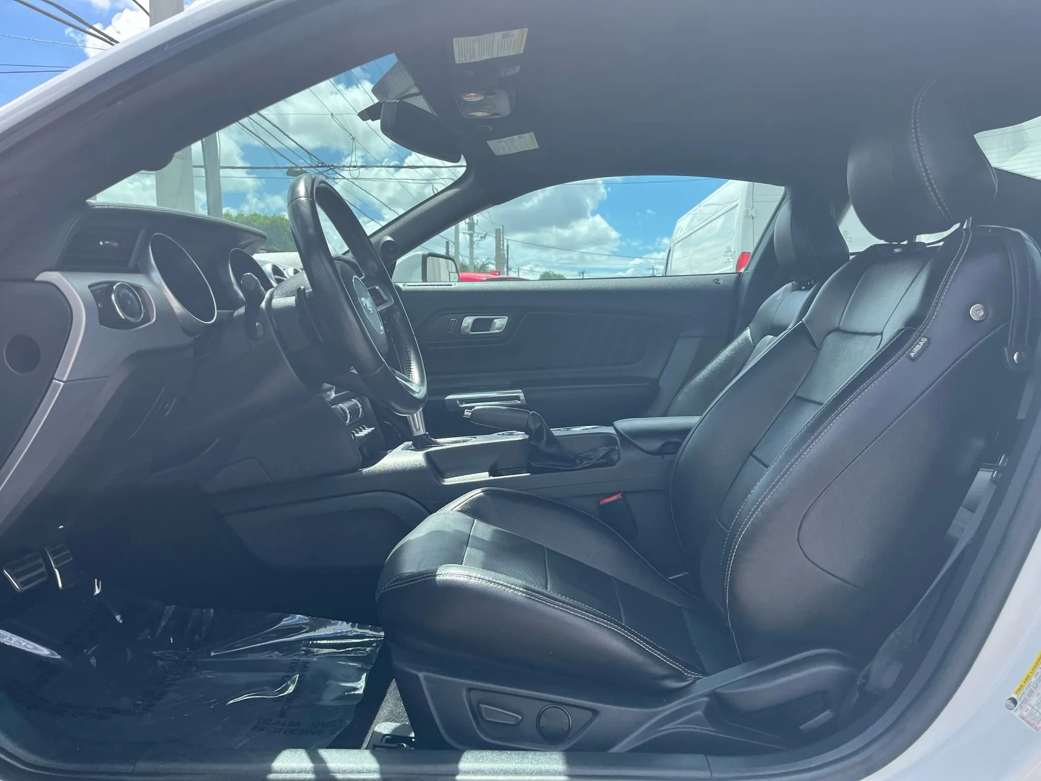 Used 2020 Ford Mustang Premium image 12