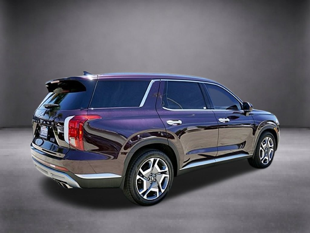Used 2024 Hyundai Palisade SEL FWD image 4