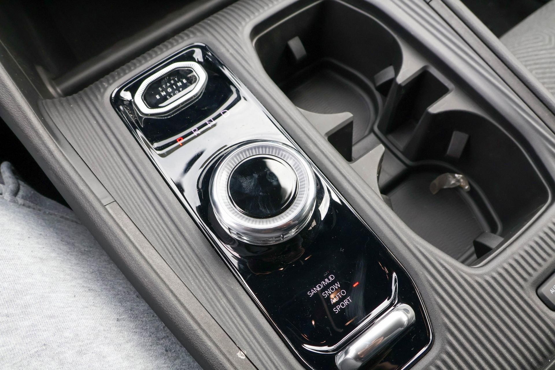 New 2026 Jeep Cherokee Laredo image 23