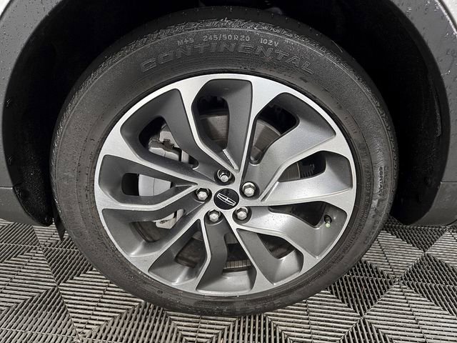 Used 2022 Lincoln Nautilus Reserve w/ Equipment Group 201A AWD/4WD image 9