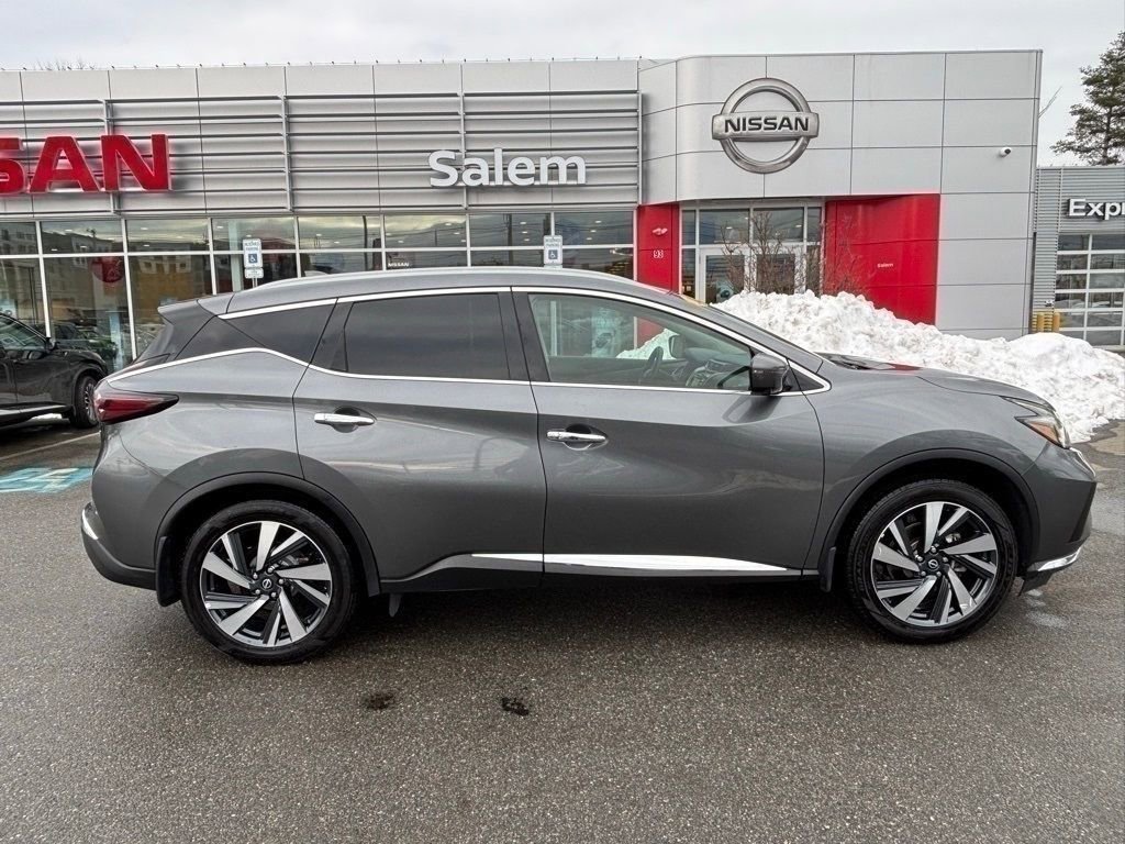 Used 2023 Nissan Murano SL image 2
