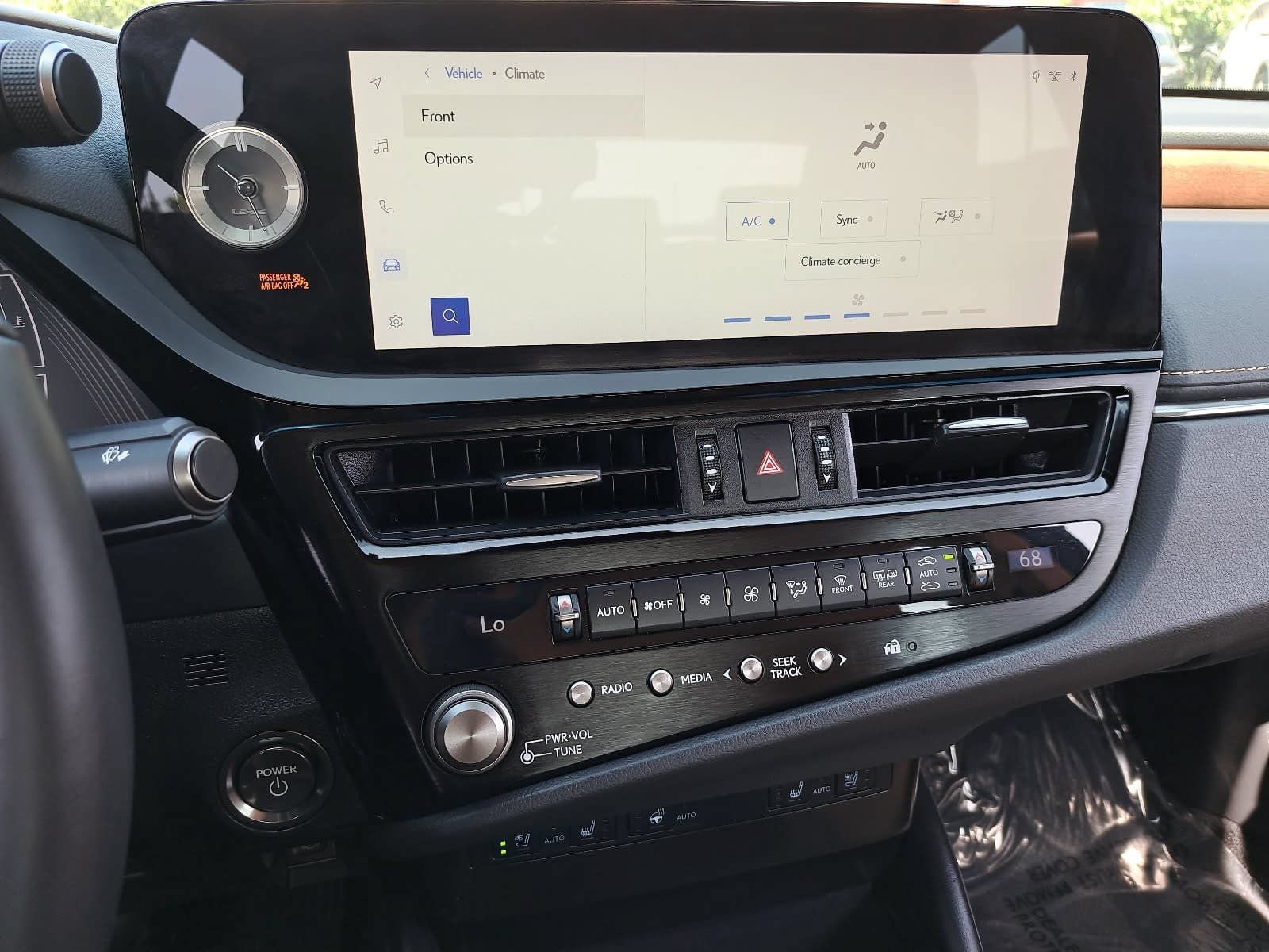 Used 2024 Lexus ES 300h w/ Premium Package FWD image 25