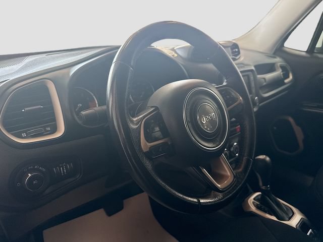 Used 2016 Jeep Renegade 75th Anniversary AWD/4WD image 10