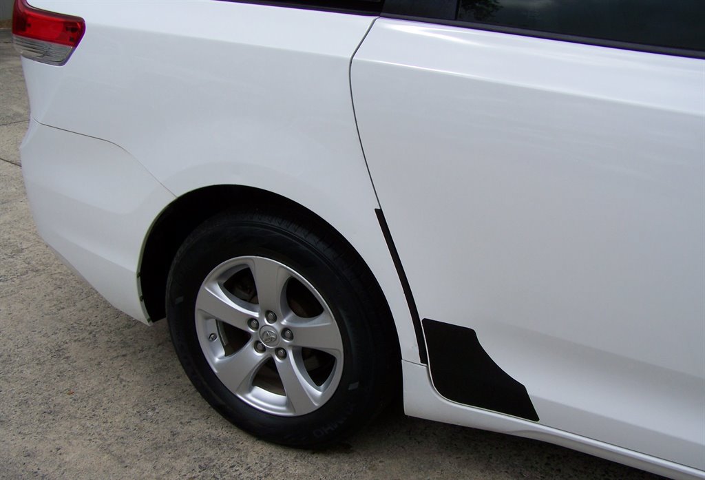 Used 2013 Toyota Sienna L FWD image 35