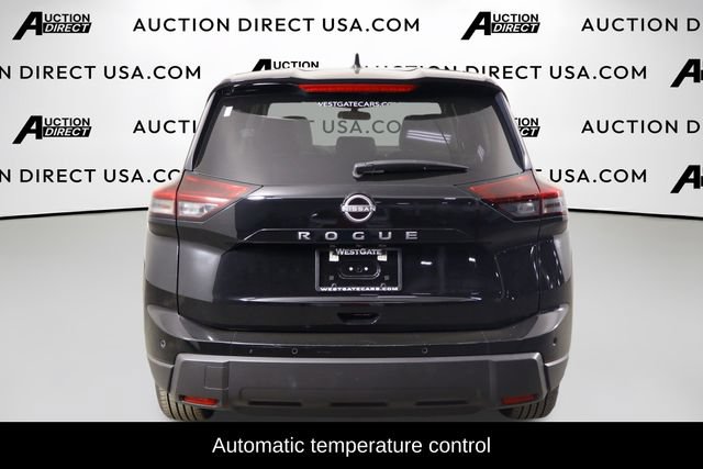 Used 2025 Nissan Rogue SV FWD image 3