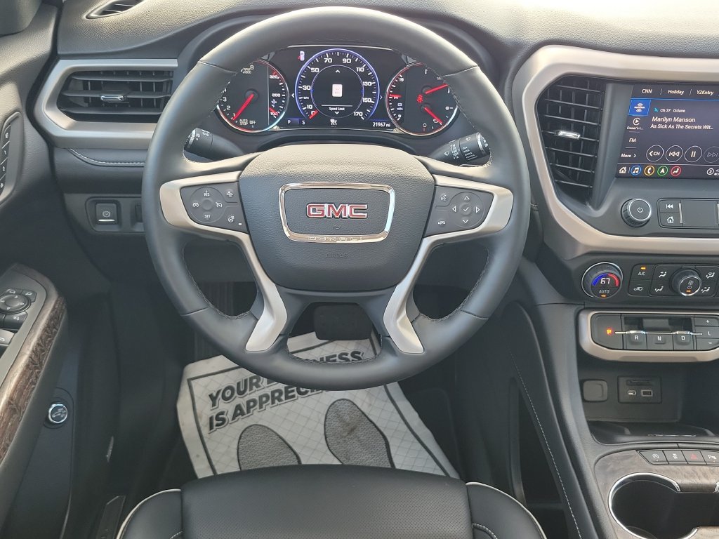 Used 2023 GMC Acadia Denali w/ Denali Ultimate Package AWD/4WD image 37