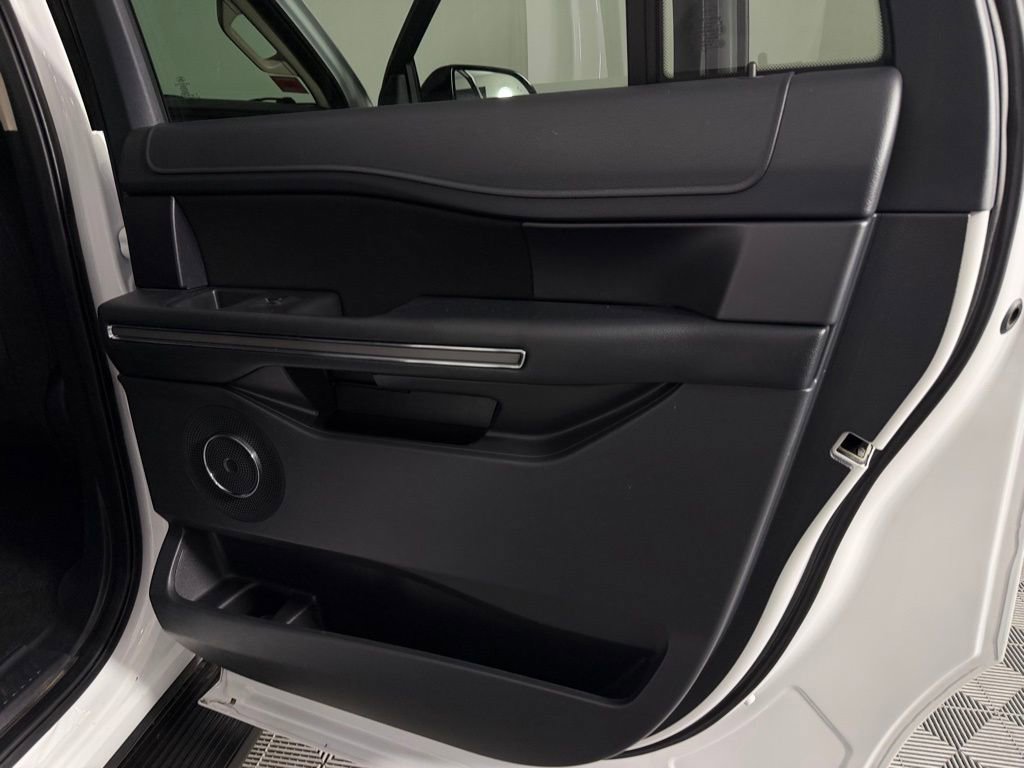 Used 2024 Ford Expedition Max XL image 32
