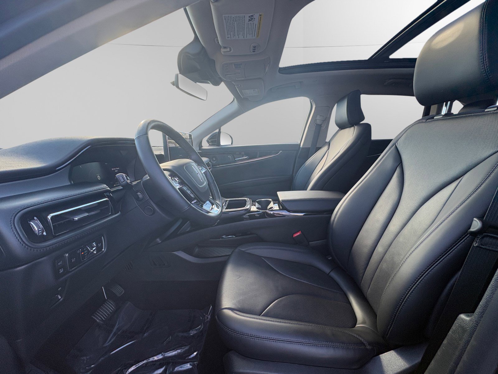 Certified 2023 Lincoln Nautilus Reserve w/ Monochromatic Package image 9