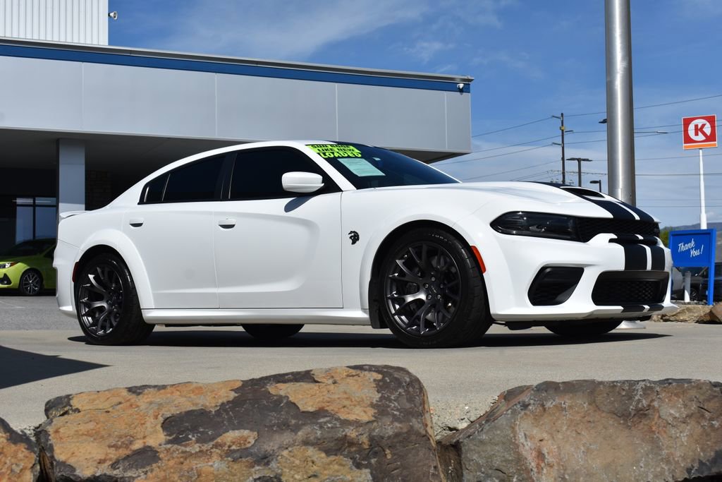 Used 2022 Dodge Charger SRT Hellcat w/ Harman/Kardon Audio Group image 3