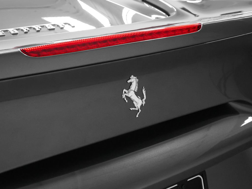 Certified 2018 Ferrari 488 Spider RWD image 31