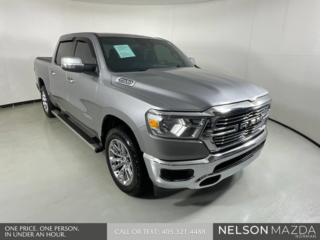 Used 2023 RAM 1500 Laramie AWD/4WD image 3