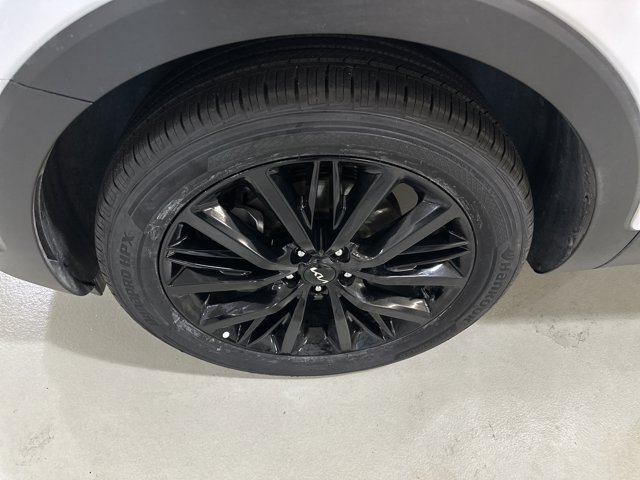 Used 2022 Kia Telluride SX AWD/4WD image 11