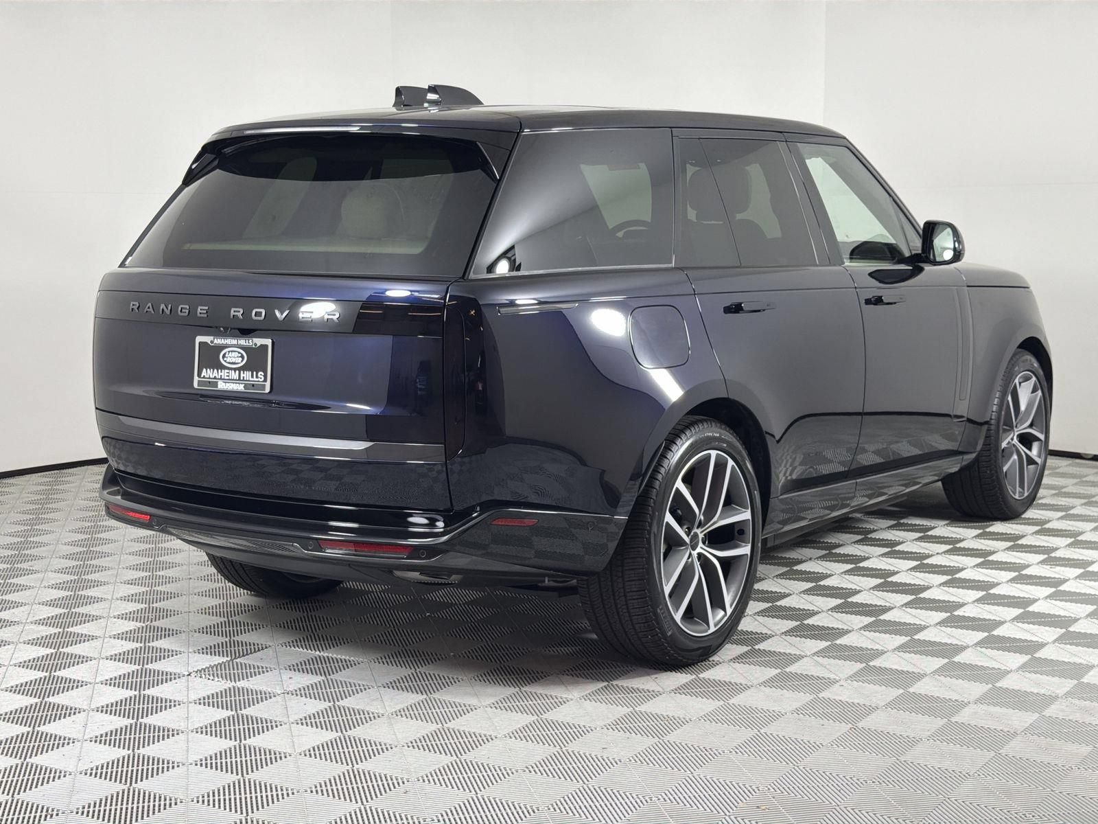 New 2026 Land Rover Range Rover SE AWD/4WD image 5