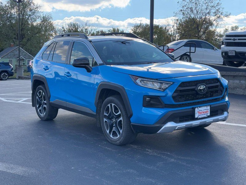 Used 2019 Toyota RAV4 Adventure image 2