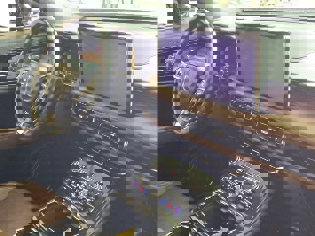 Used 2022 Lincoln Nautilus Reserve image 5