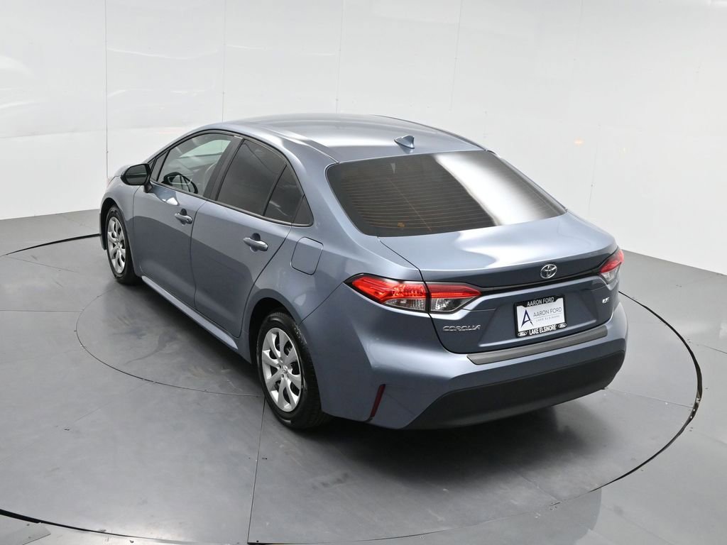 Used 2025 Toyota Corolla LE image 52