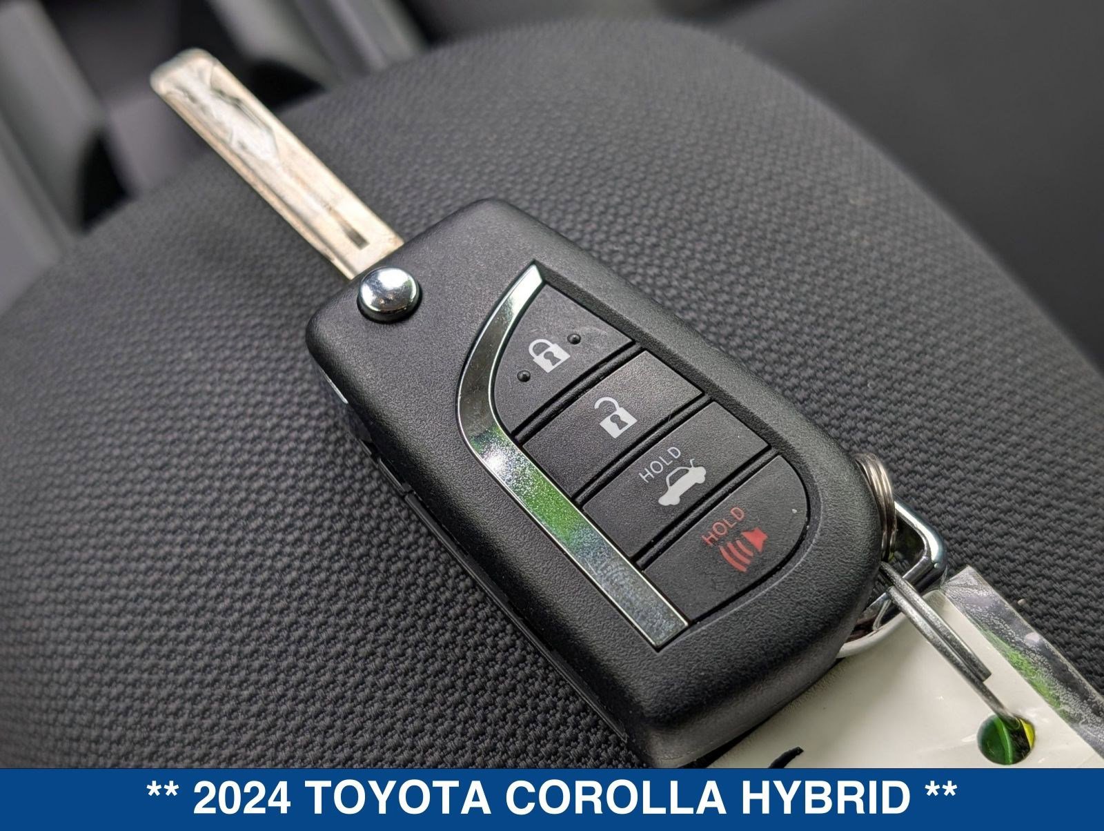 Used 2024 Toyota Corolla LE image 30