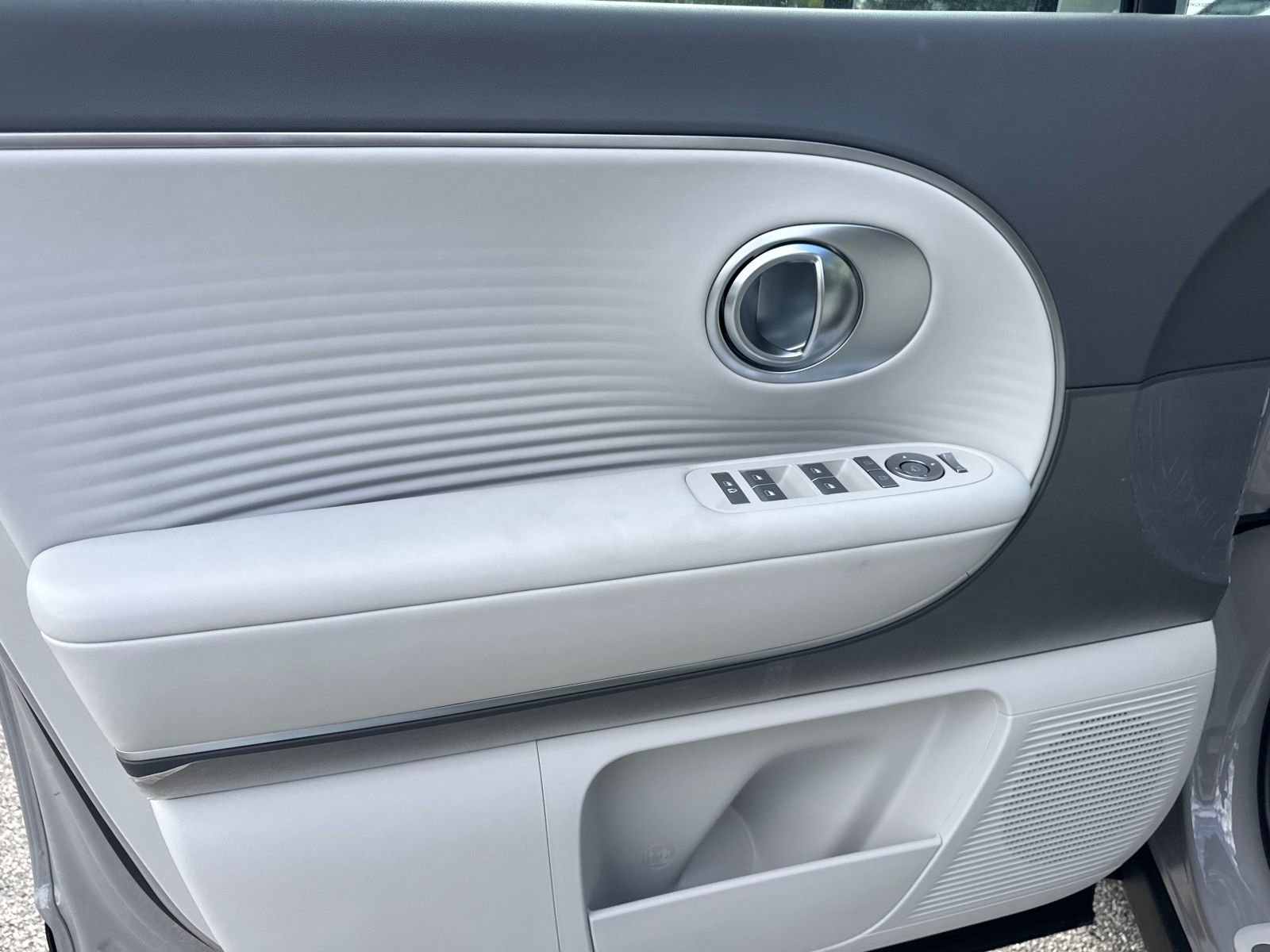 New 2026 Hyundai Ioniq 9 SEL image 10