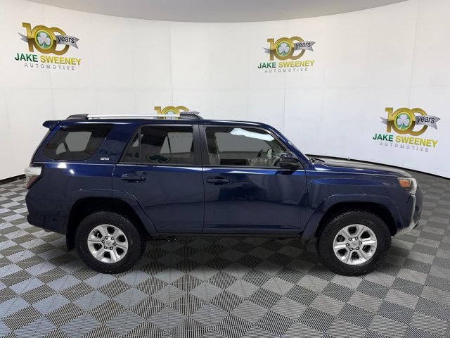 Used 2021 Toyota 4Runner SR5 AWD/4WD image 11
