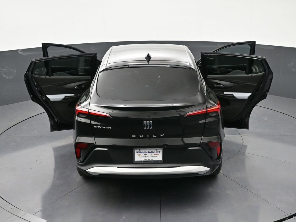 Used 2024 Buick Envista Preferred w/ Advanced Safety Package FWD image 36