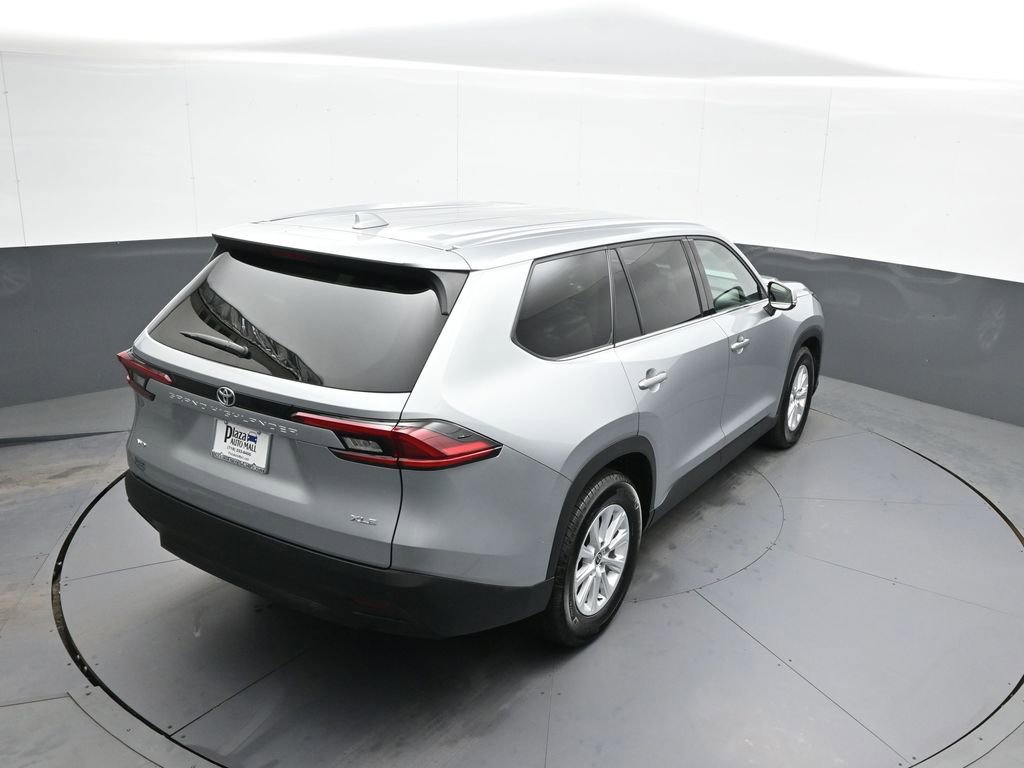 Certified 2025 Toyota Grand Highlander AWD image 39