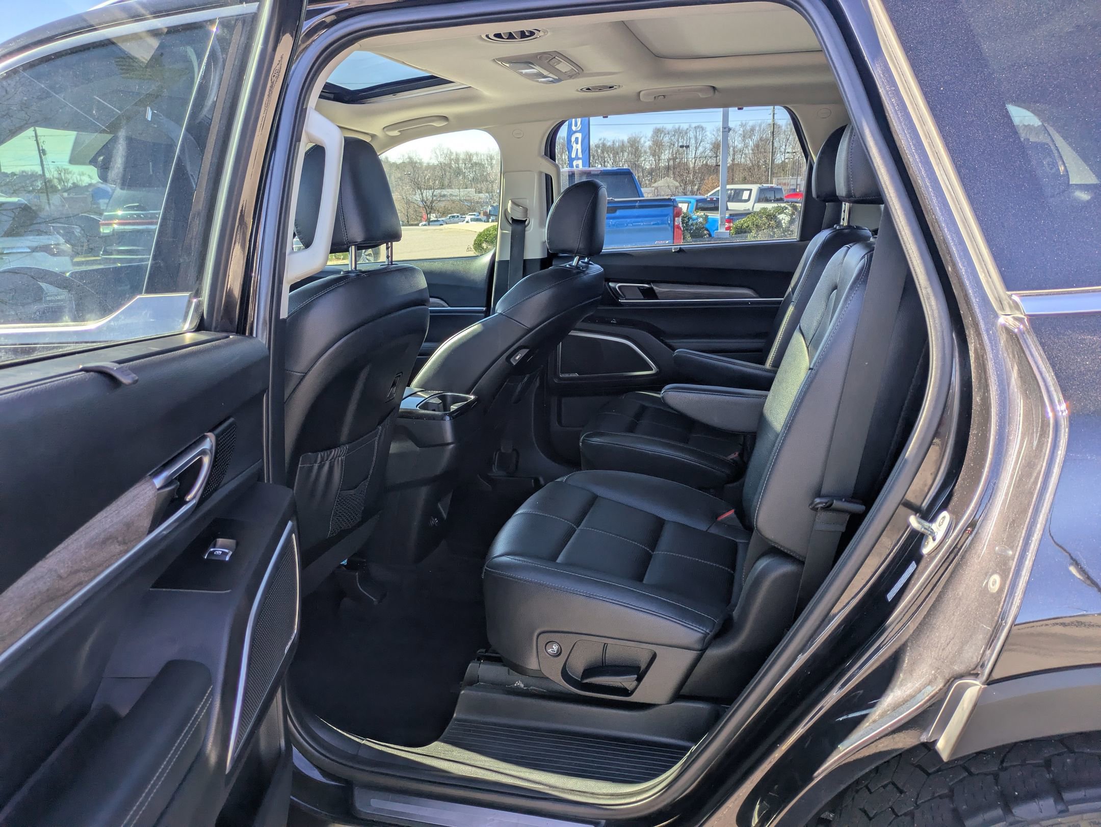 Used 2020 Kia Telluride SX image 26