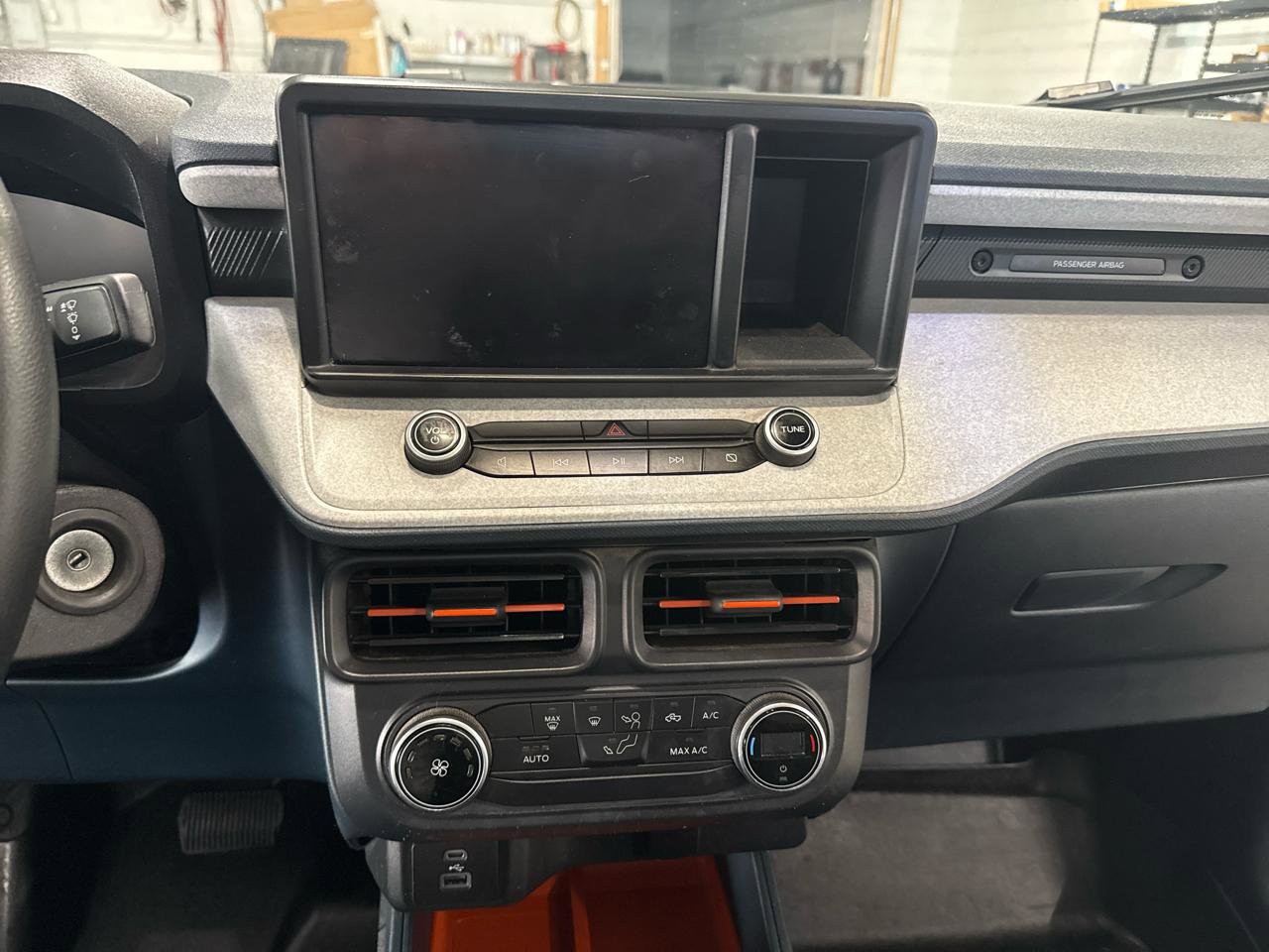 Used 2022 Ford Maverick XLT FWD image 16