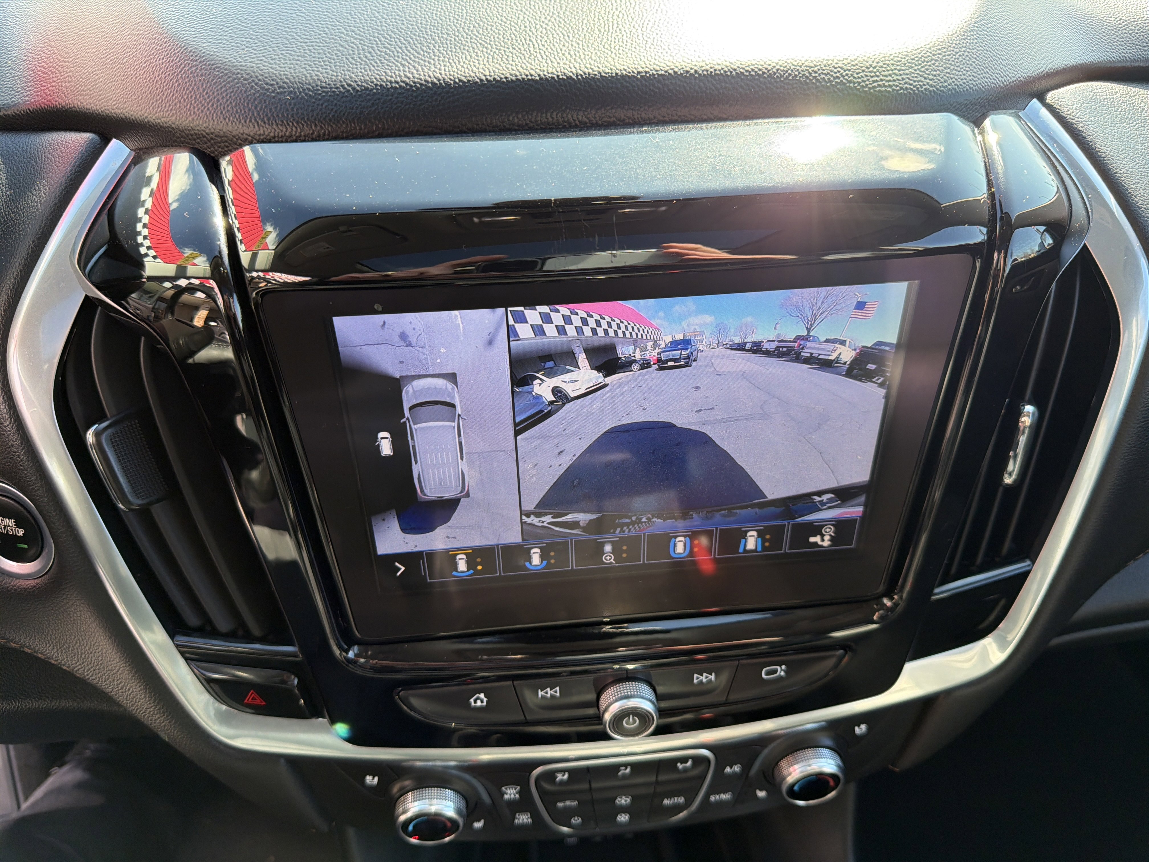 Used 2020 Chevrolet Traverse Premier w/ Redline Edition image 17