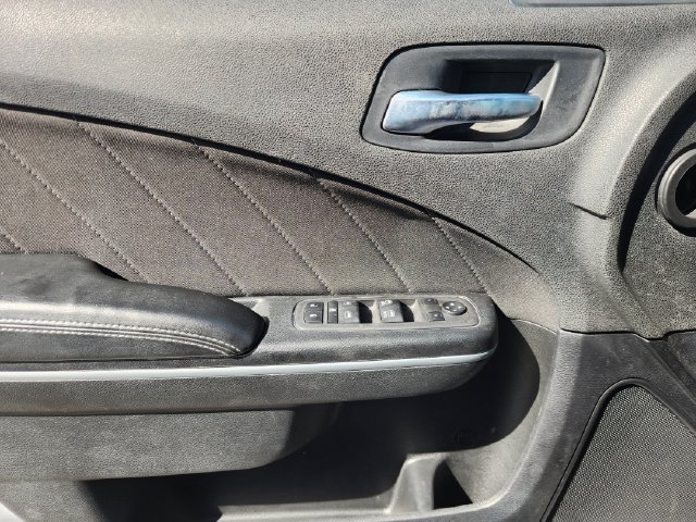 Used 2022 Dodge Charger SXT RWD image 19