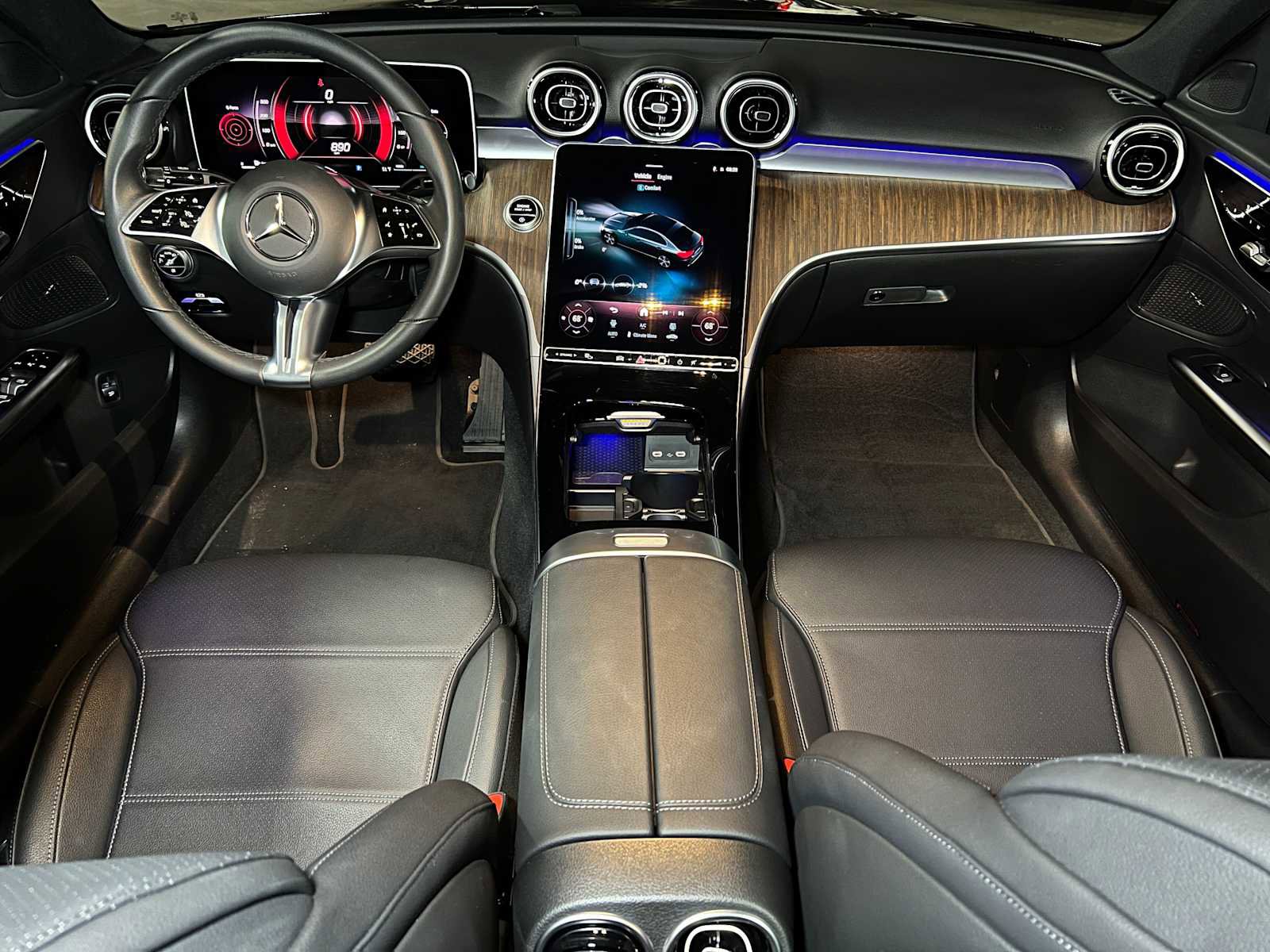 Used 2025 Mercedes-Benz C 300 4MATIC Sedan image 40