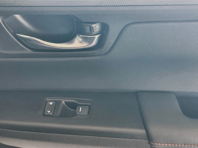 Used 2026 Honda CR-V Sport-L image 32