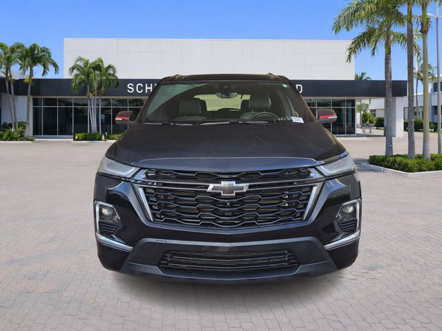 Used 2023 Chevrolet Traverse Premier w/ Redline Edition FWD image 2