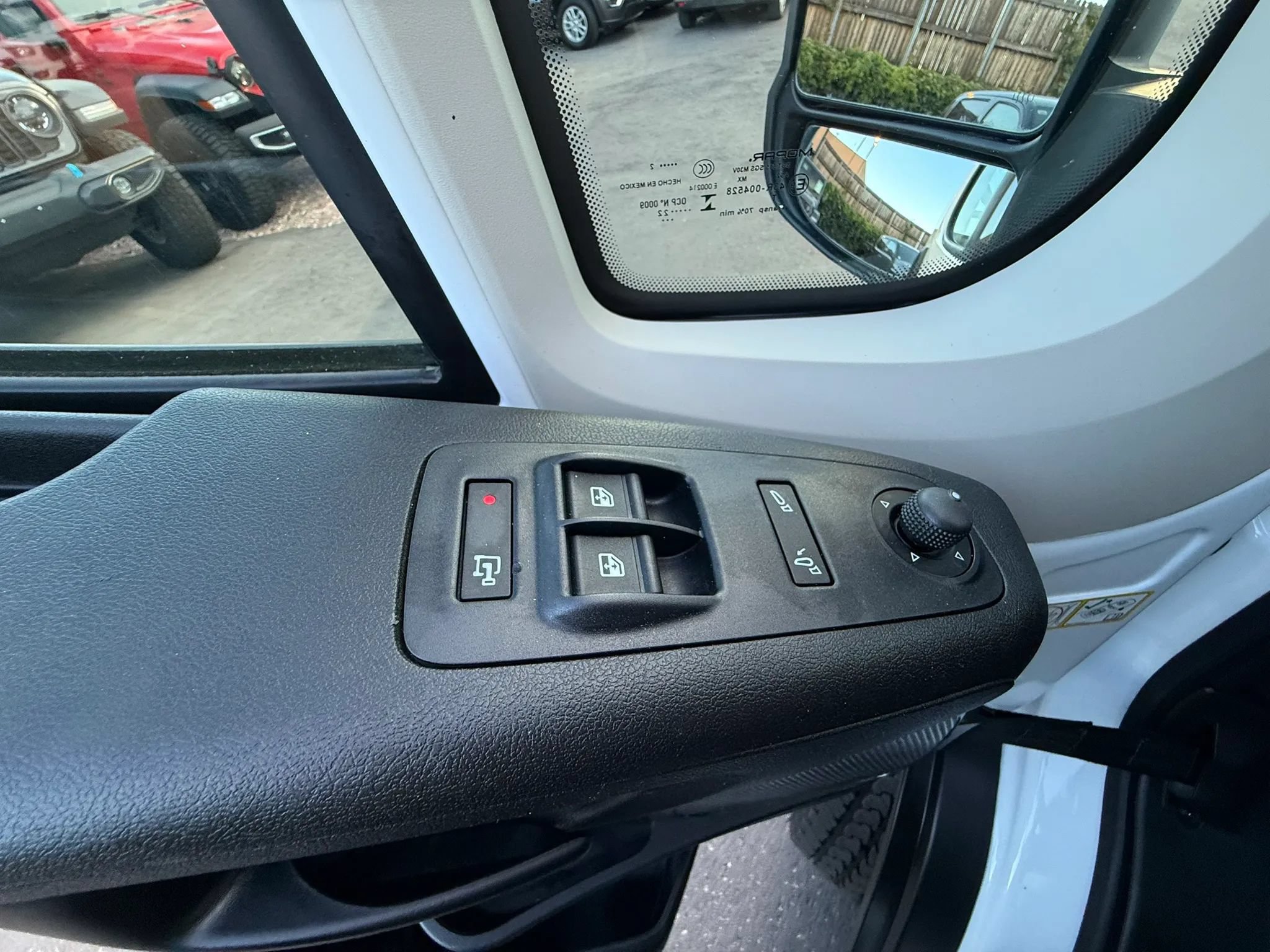 Used 2022 RAM ProMaster 1500 FWD image 32