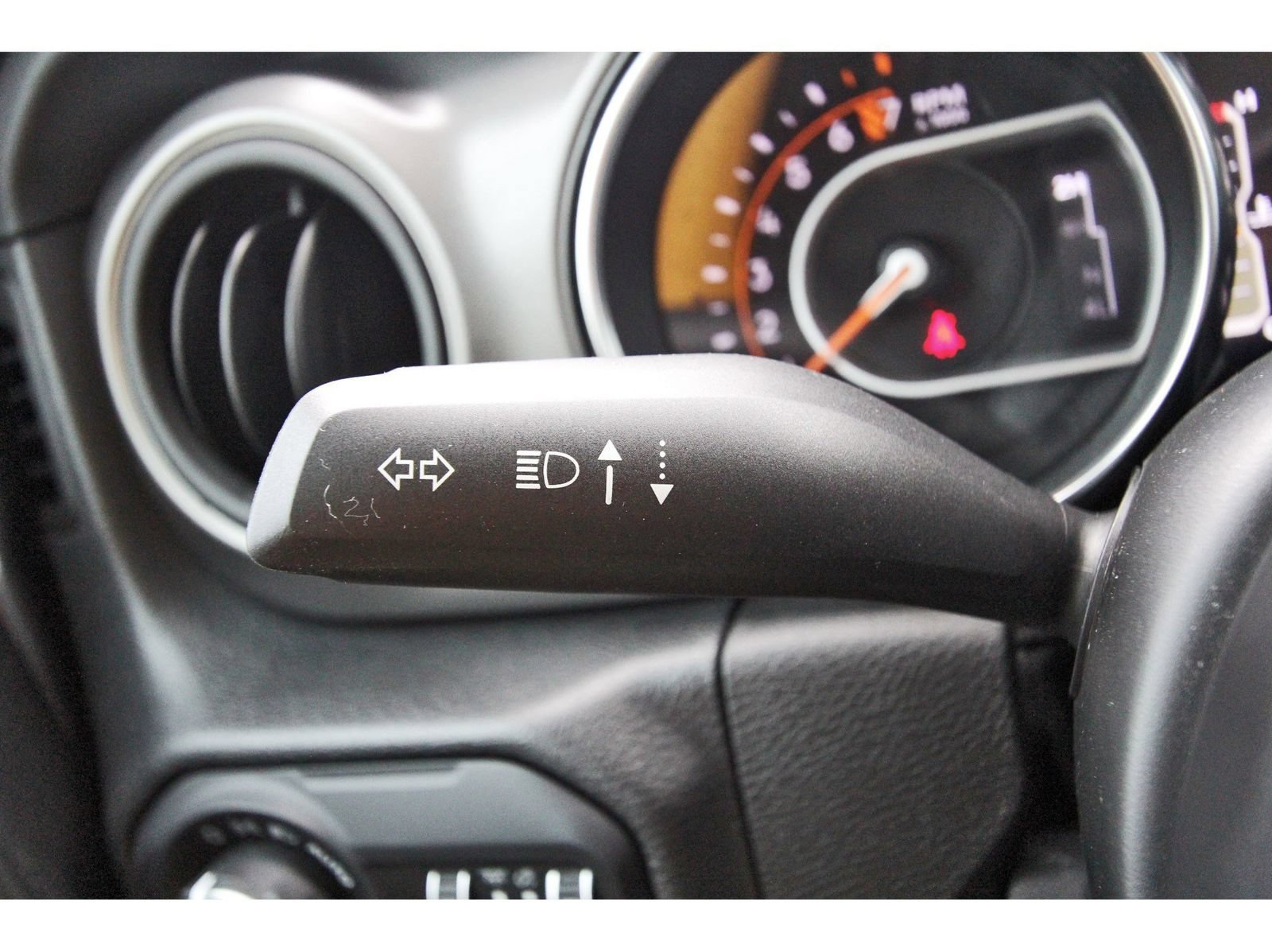 Used 2022 Jeep Gladiator Sport AWD/4WD image 21