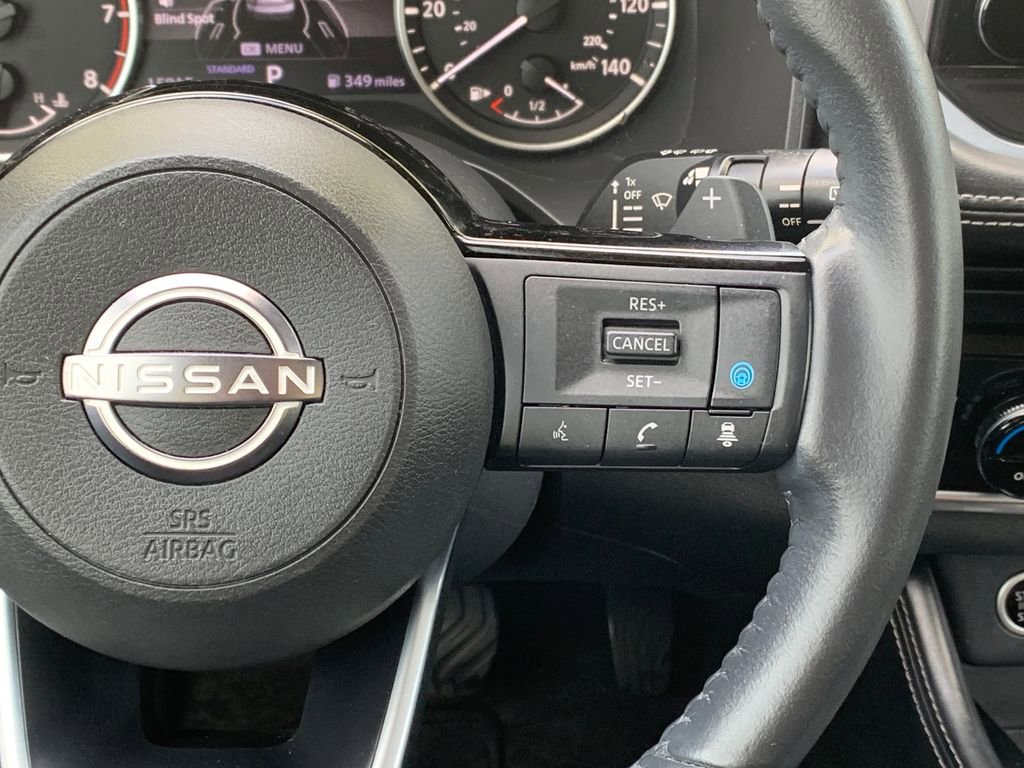 Used 2023 Nissan Rogue SL w/ SL Premium Package FWD image 11