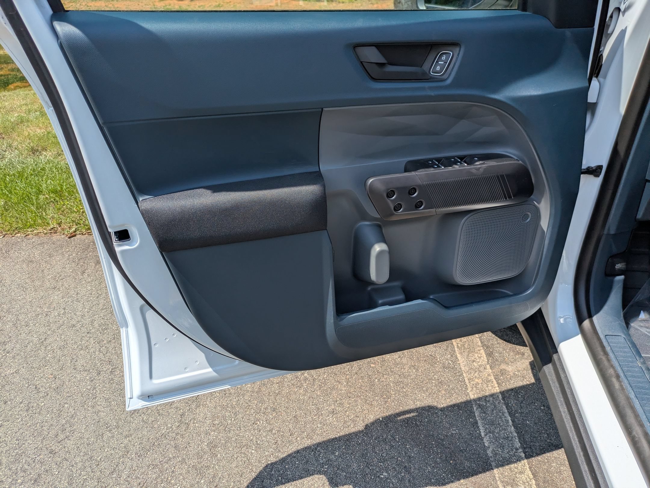 New 2026 Ford Maverick XL FWD image 9