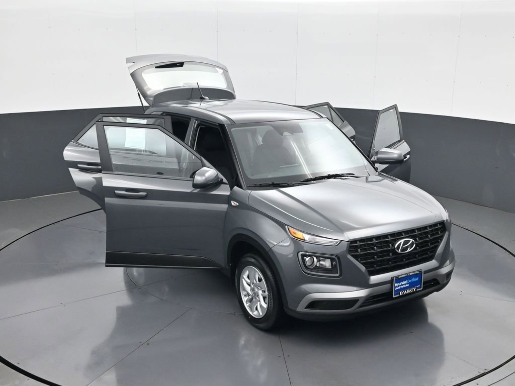 Certified 2026 Hyundai Venue SE image 29