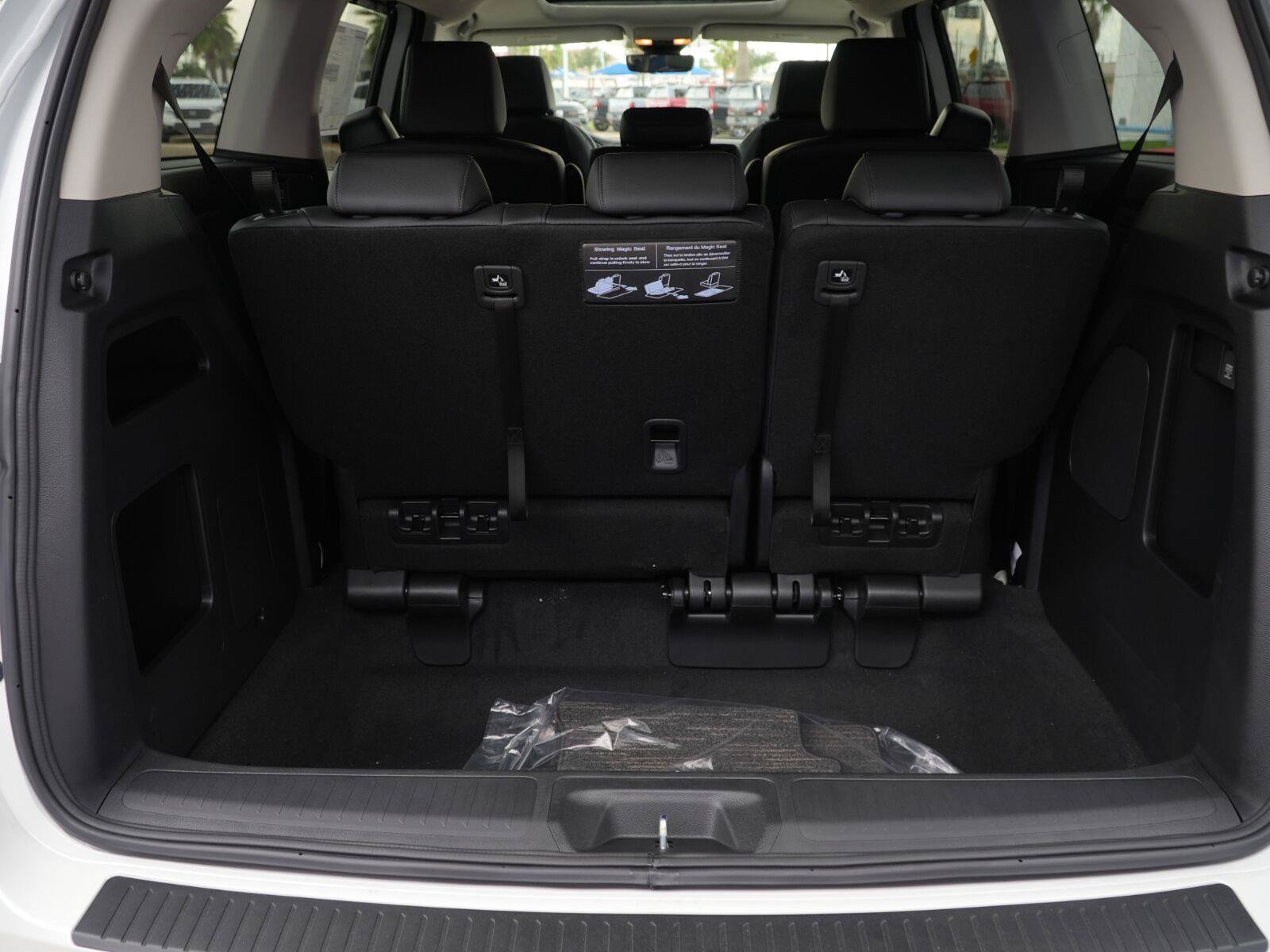 New 2027 Honda Odyssey EX-L image 8