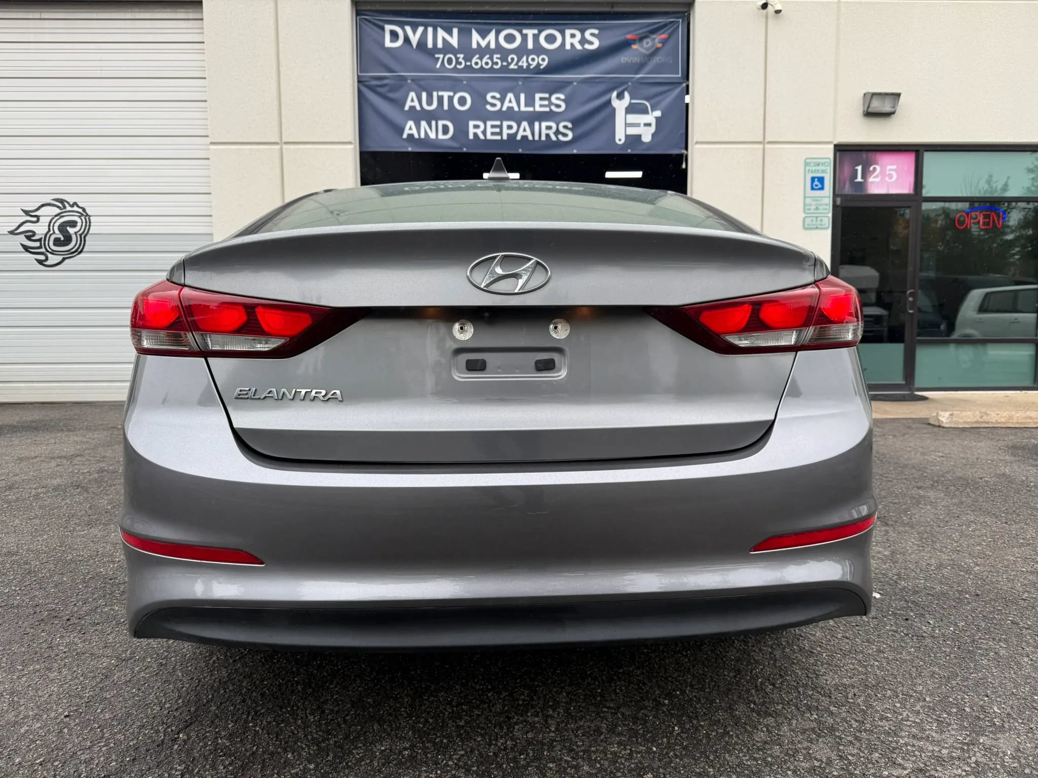 Used 2018 Hyundai Elantra SEL FWD image 7