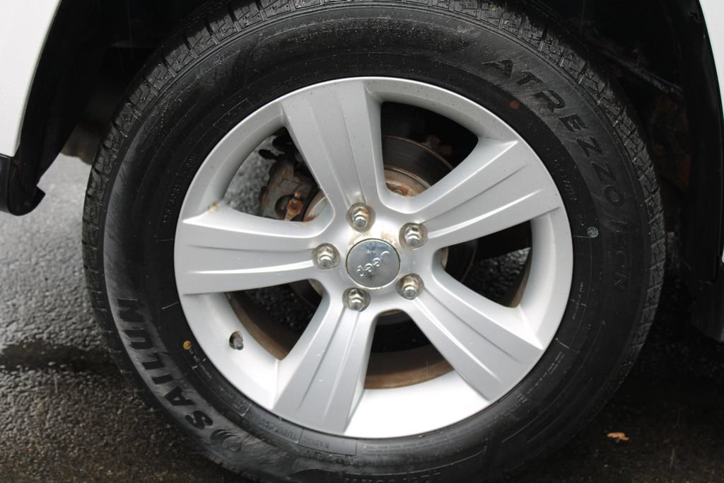 Used 2014 Jeep Compass Sport AWD/4WD image 24