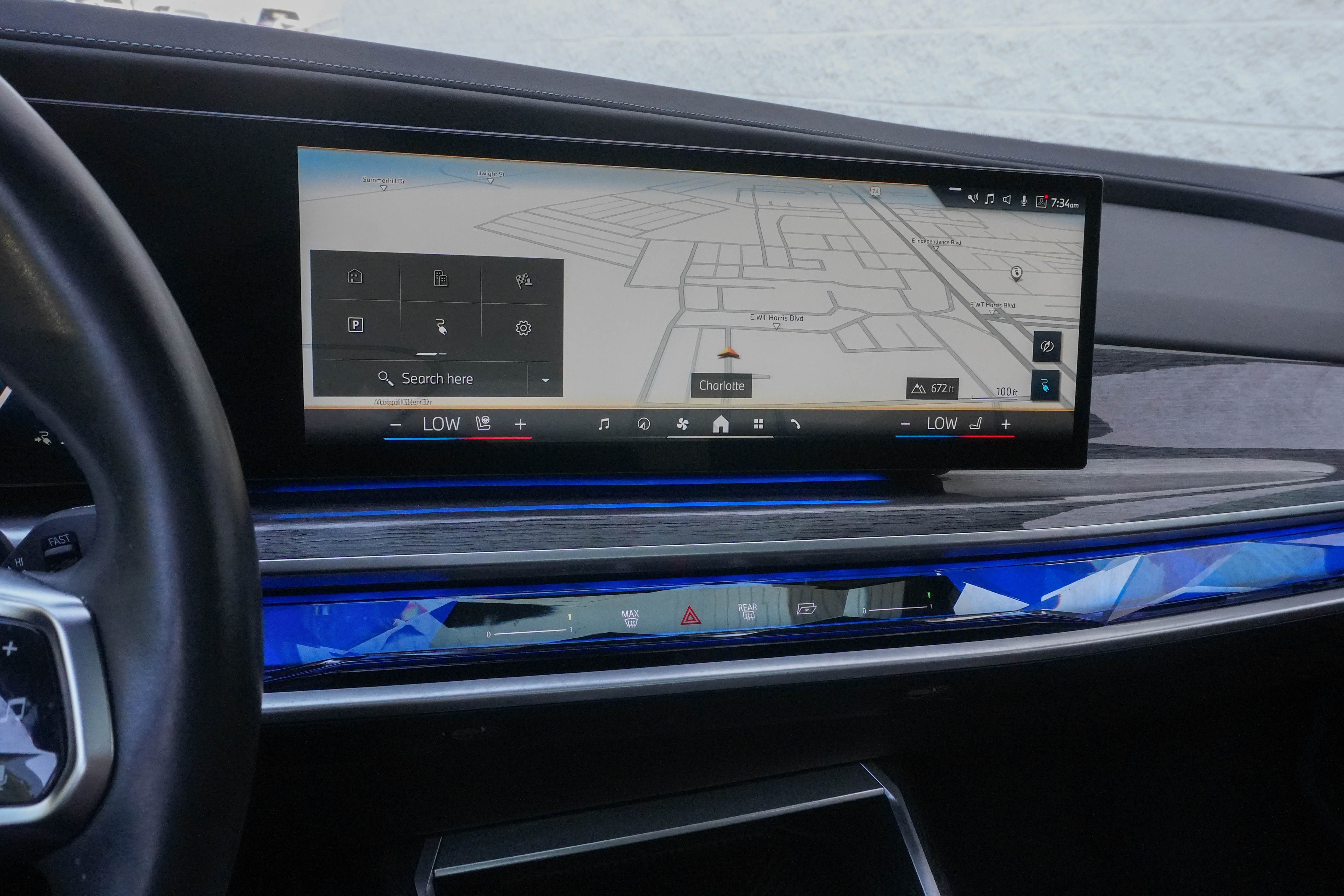 Certified 2023 BMW i7 xDrive60 AWD/4WD image 23