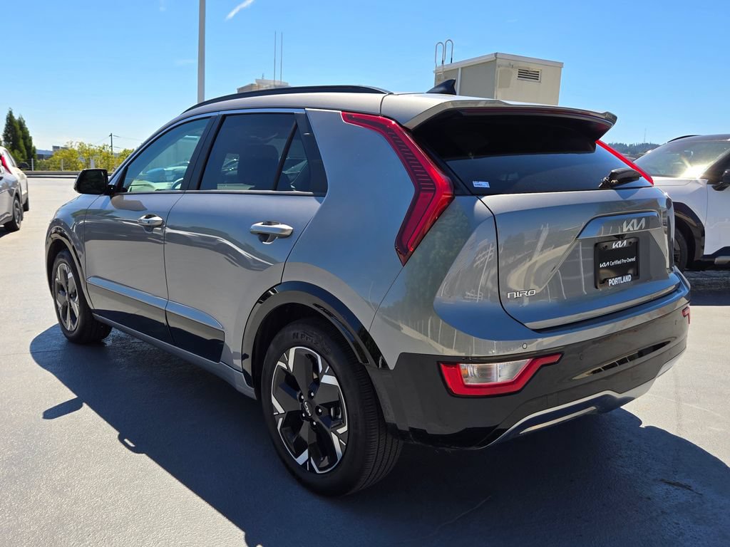 Used 2024 Kia Niro Wind w/ Wind Preserve Package FWD image 6
