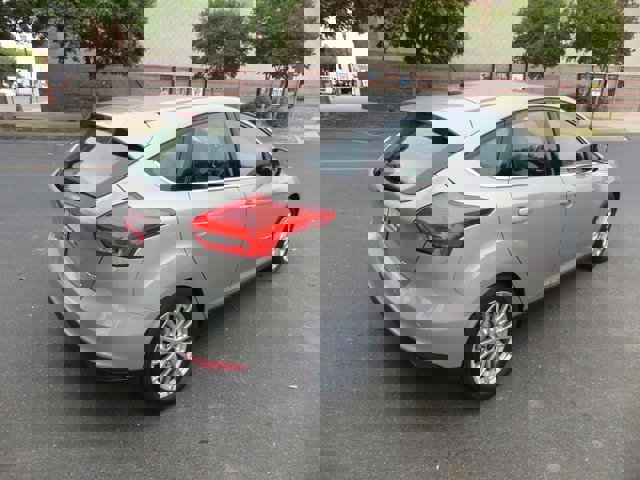 Used 2015 Ford Focus Electric Hatchback image 7