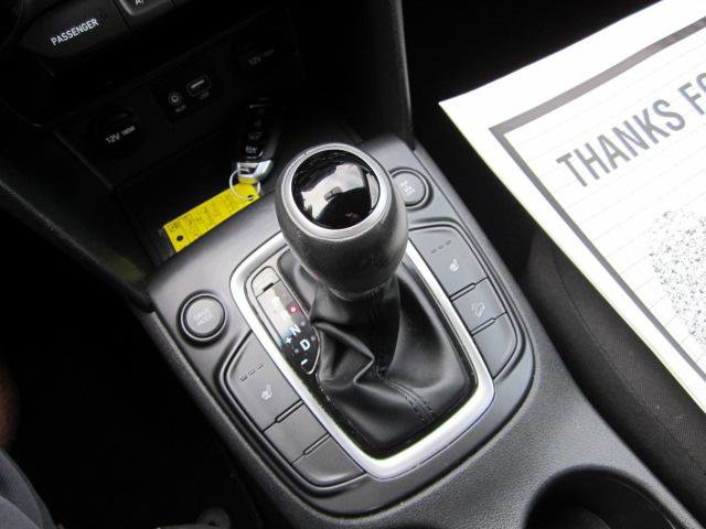 Used 2018 Hyundai Kona SEL image 20