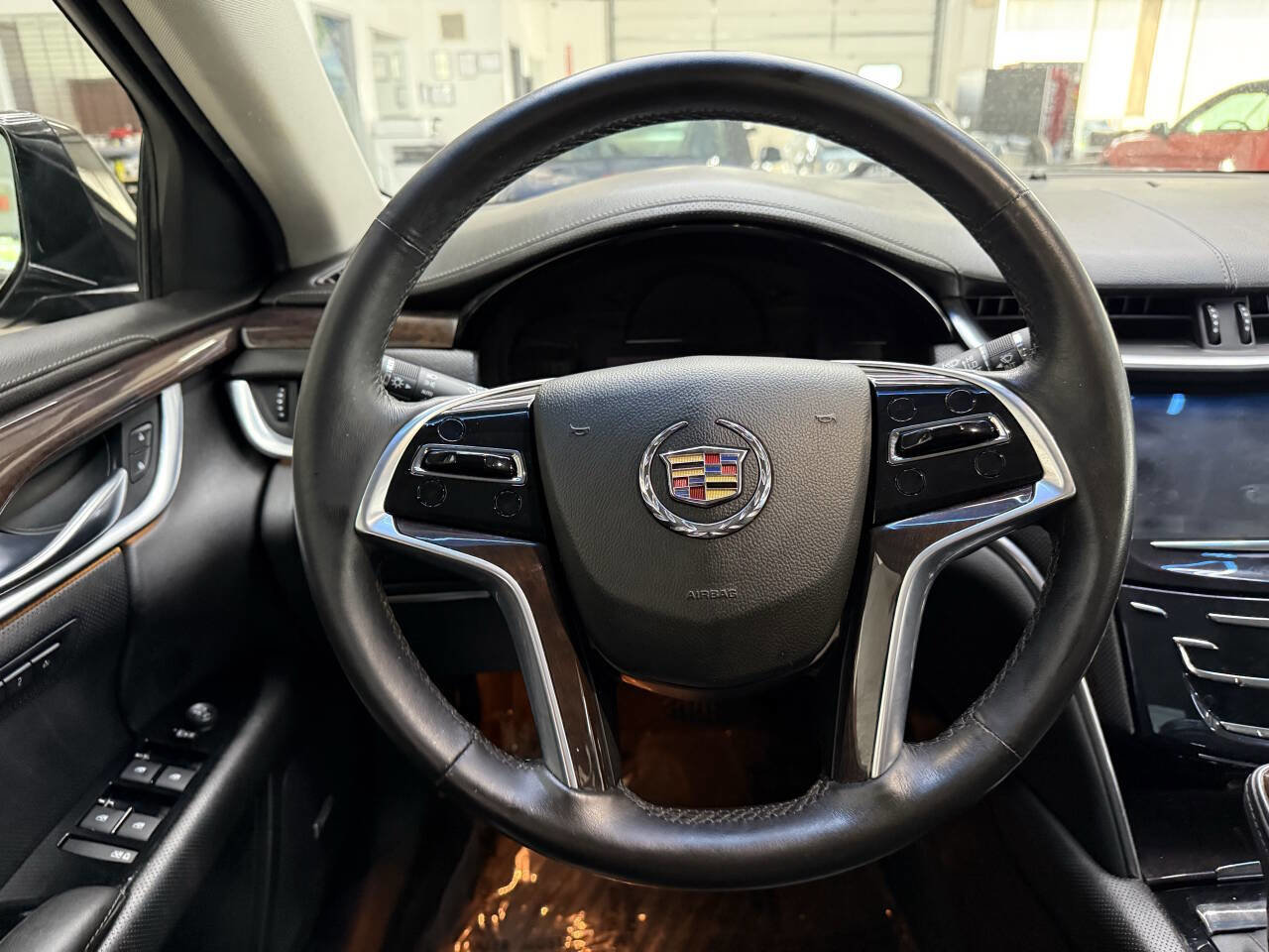 Used 2015 Cadillac XTS Luxury AWD/4WD image 22