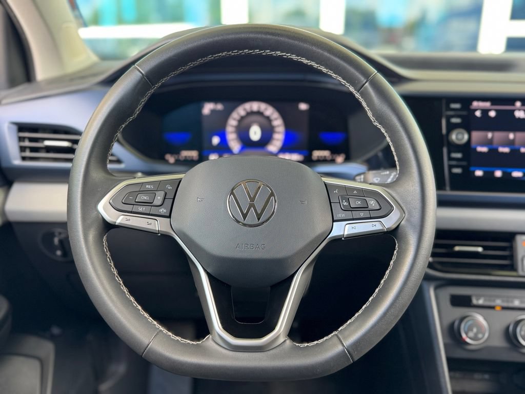 Used 2022 Volkswagen Taos SE AWD/4WD image 6