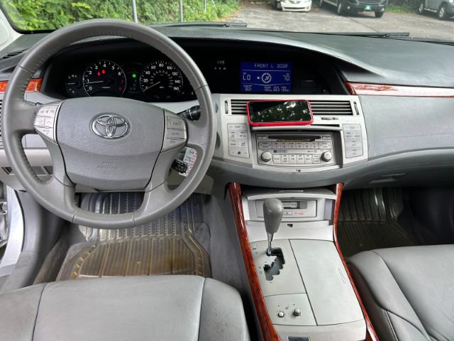 Used 2007 Toyota Avalon XLS FWD image 11