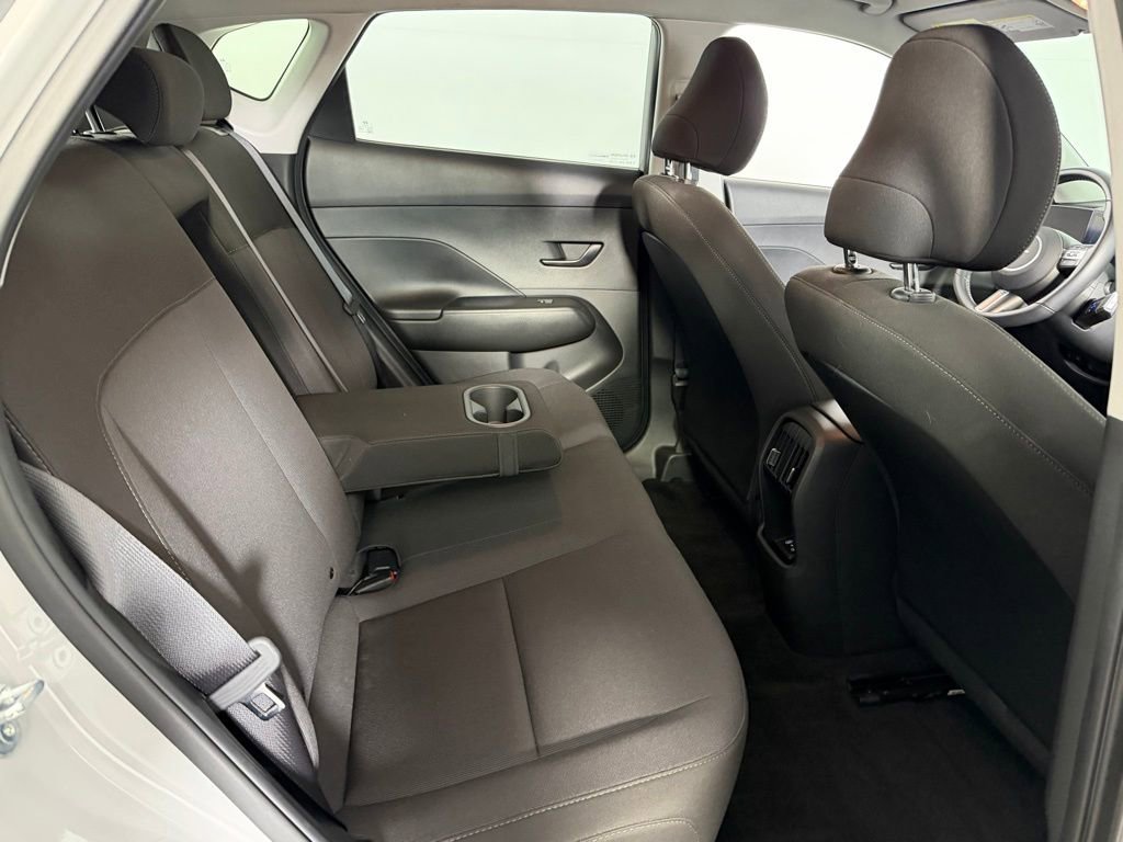 Used 2024 Hyundai Kona SEL image 30