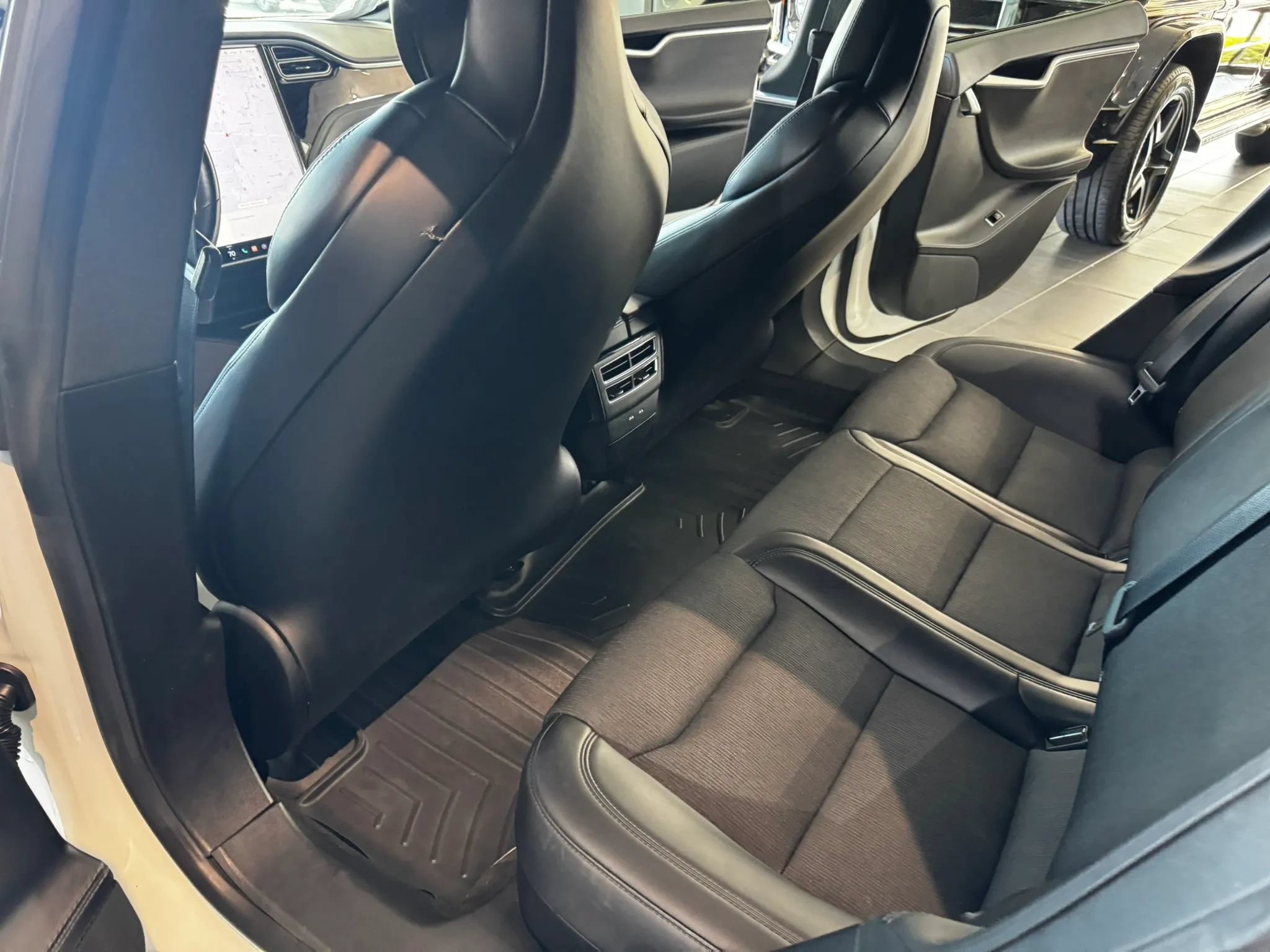 Used 2017 Tesla Model S P100D AWD/4WD image 19